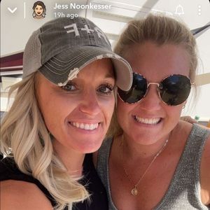 Meet your Posher, Ceciley